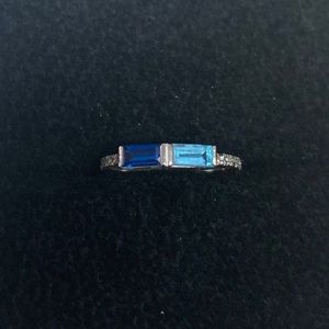 Diamond and gemstone ring